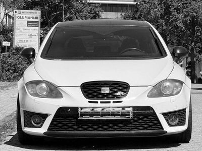 Gebraucht Seat Leon CUPRA 265 PS (194 kW) 2012 Weiß Limousine