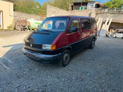 Gebraucht VW Caravelle 105 PS (77 kW) 1997 Rot Van