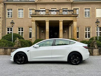 Gebraucht Tesla Model 3 366 kW (498 PS) 2020 Weiß Limousine