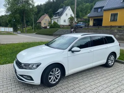 Gebraucht VW Passat 150 PS (110 kW) 2020 Weiß Limousine