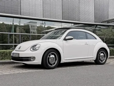 Gebraucht VW Beetle Design 105 PS (77 kW) 2012 Weiß Kleinwagen