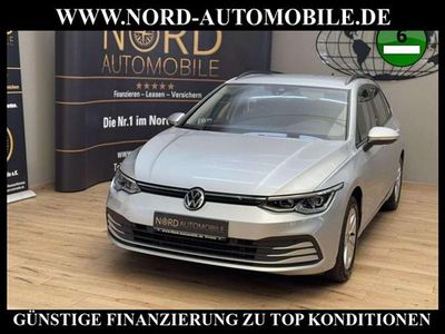 Reflexsilber metallic (metallic) Gebraucht 2023 VW Golf VIII Life Kombi | 22.700 € (Fairer Preis)