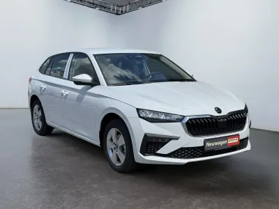 Neu Skoda Scala 150 PS (110 kW) 2026 Moon weiß metallic Kleinwagen