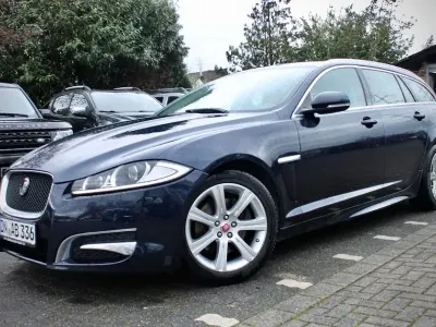 Gebraucht Jaguar XF Prestige 163 PS (119 kW) 2016 Blau Limousine