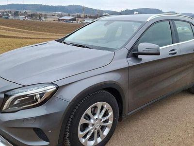 Gebraucht Mercedes GLA200 Urban 156 PS (114 kW) 2014 SUV