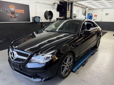Gebraucht Mercedes E200 AMG 184 PS (135 kW) 2016 Schwarz Coupé