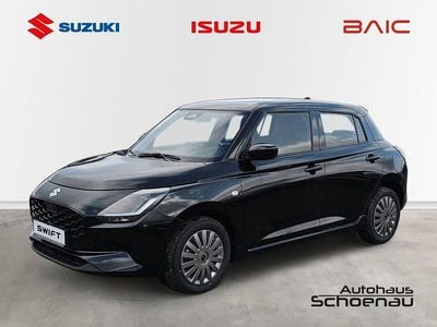 Neu Suzuki Swift Club 83 PS (61 kW) 2025 Schwarz Kleinwagen