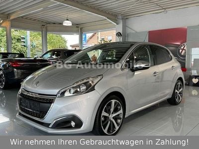 Gebraucht Peugeot 208 Active 110 PS (80 kW) 2016 Grau Kleinwagen