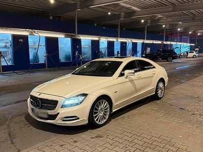 Gebraucht Mercedes CLS350 265 PS (194 kW) 2011 Weiß Limousine