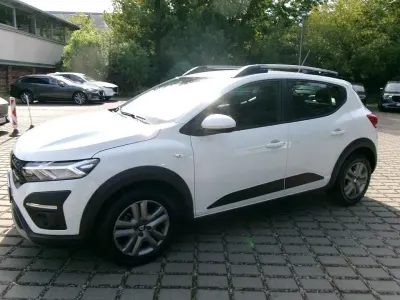 Gebraucht Dacia Sandero Comfort 91 PS (66 kW) 2022 Weiß Limousine
