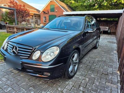 Mercedes E280