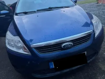 Gebraucht Ford Focus 109 PS (80 kW) 2009 Blau Kombi