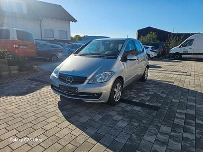 Gebraucht Mercedes A180 Classic 109 PS (80 kW) 2009 Silber Limousine