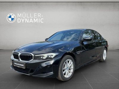 Saphirschwarz Gebraucht 2022 BMW 320e Sport Line Limousine | 27.910 € (Fairer Preis)