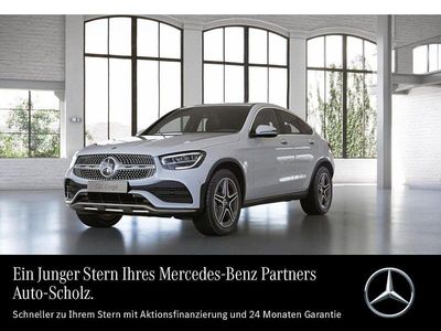 Weiß Gebraucht 2022 Mercedes GLC300e AMG Coupé | 49.962 € (Etwas zu teuer)