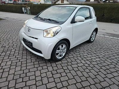 Usata Toyota iQ Basis 68 CV (50 kW) 2009 Bianco Utilitaria