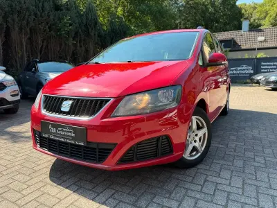 Gebraucht Seat Alhambra Reference 140 PS (102 kW) 2012 Rot Van / Kleinbus