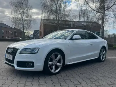 Używany Audi A5 170 KM (125 kW) 2009 Biały Coupe