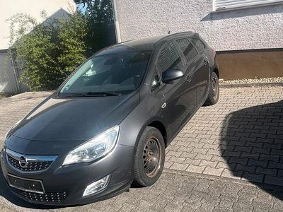 Usata Opel Astra 179 CV (131 kW) 2011 Station wagon