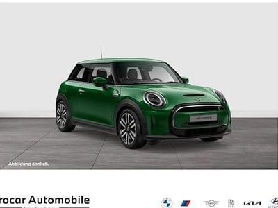 Grün Gebraucht 2021 Mini Cooper SE Classic Kleinwagen | 16.490 € (Fairer Preis)