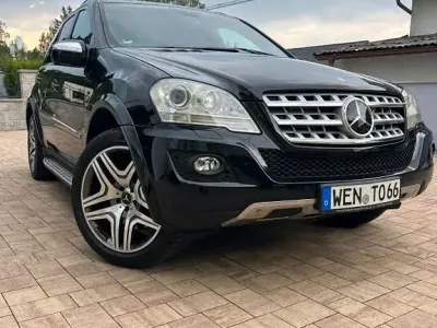 Gebraucht Mercedes ML420 306 PS (225 kW) 2009 Schwarz SUV