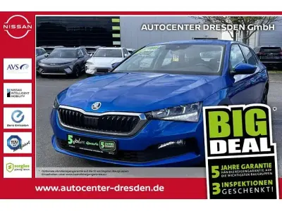 Usata Skoda Scala Ambition 95 CV (69 kW) 2020 Blu Utilitaria
