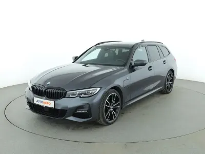 Gebraucht BMW 330e M Sport 2021 Grau Kombi