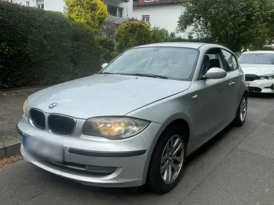 Gebraucht BMW 116 2009 Silber Kleinwagen