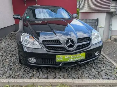 Gebraucht Mercedes SLK200 184 PS (135 kW) 2010 Schwarz Cabrio