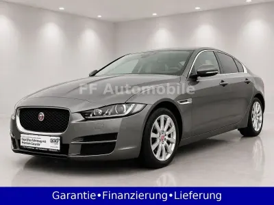Używany Jaguar XE Prestige 179 KM (131 kW) 2017 Szary Sedan/Limuzyna