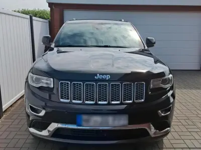 Gebraucht Jeep Grand Cherokee Summit 250 PS (183 kW) 2016 Schwarz SUV