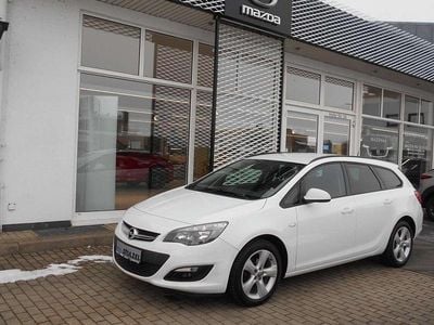 Gebraucht Opel Astra 120 PS (88 kW) 2016 Schneeweiss/summitwhite/arctic Kombi
