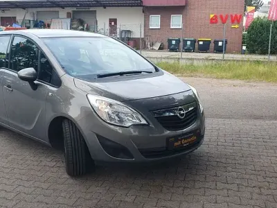 Gebraucht Opel Meriva Edition 120 PS (88 kW) 2013 Braun Van / Kleinbus