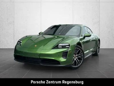 Second-hand Porsche Taycan GTS 439 kW (598 CP) 2023 Verde Berlinǎ