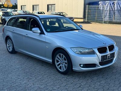 Silber Gebraucht 2012 BMW 318 Kombi | 5.950 € (Guter Preis)