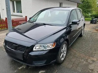 Używany Volvo V70 109 KM (80 kW) 2009 Czarny Kombi