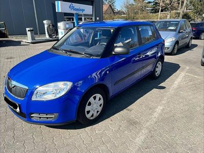 Second-hand Skoda Fabia 60 CP (44 kW) 2009 Albastru Berlinǎ