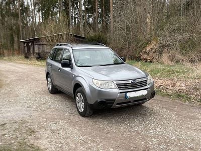 Gebraucht Subaru Forester 150 PS (110 kW) 2010 Grau SUV