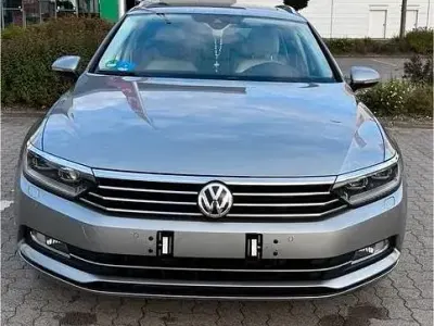 Gebraucht VW Passat 150 PS (110 kW) 2015 Silber Kombi