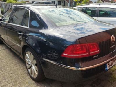 VW Phaeton