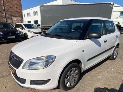 Gebraucht Skoda Fabia Cool Edition 60 PS (44 kW) 2014 Weiß Limousine