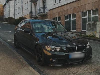 Gebraucht BMW 325 218 PS (160 kW) 2009 Schwarz Limousine