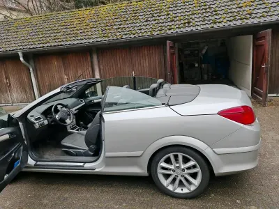 Gebraucht Opel Astra 140 PS (102 kW) 2006 Silber Cabrio