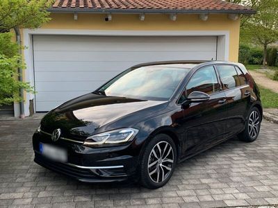 gebraucht VW Golf VII 1.4TSI Sound/DSG/LED/8F-Bereift