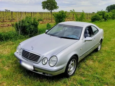 Gebraucht Mercedes CLK200 136 PS (100 kW) 1998 Silber Coupé