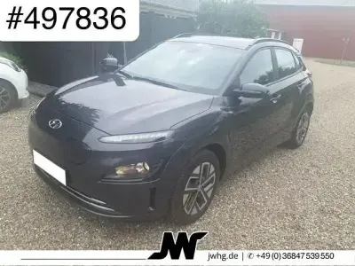 Gebraucht Hyundai Kona Select 100 kW (136 PS) 2022 Schwarz SUV