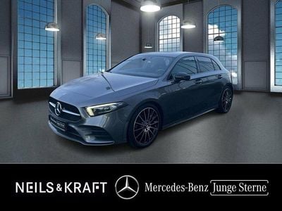 Grau Gebraucht 2020 Mercedes A200 AMG Limousine | 23.880 € (Fairer Preis)