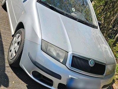 Second-hand Skoda Fabia 60 CP (44 kW) 2005 Argintiu Break