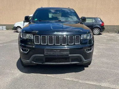 Gebraucht Jeep Grand Cherokee Laredo 290 PS (213 kW) 2017 Schwarz SUV