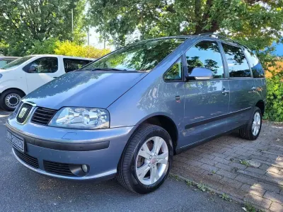 Gebraucht Seat Alhambra Sport 140 PS (102 kW) 2010 Grau Van / Kleinbus